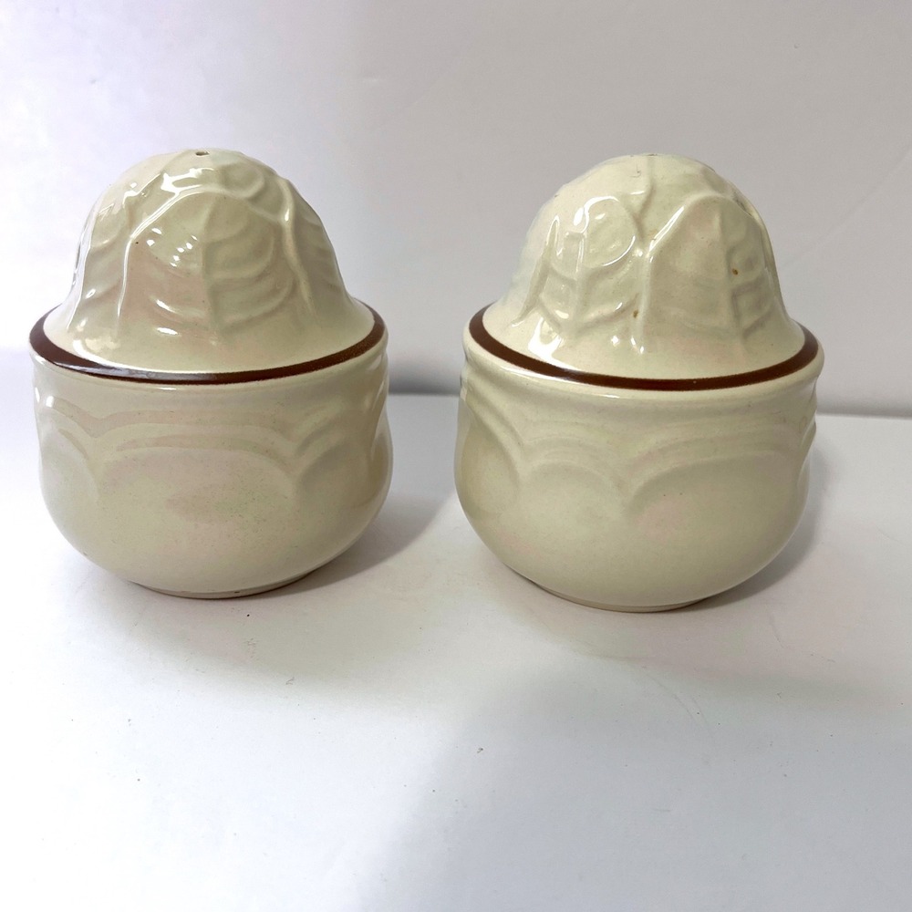 Vintage Ceramic Floral Salt and Pepper Shakers‎ Set Kitchen Decor Cottagecore - Picture 3 of 4
